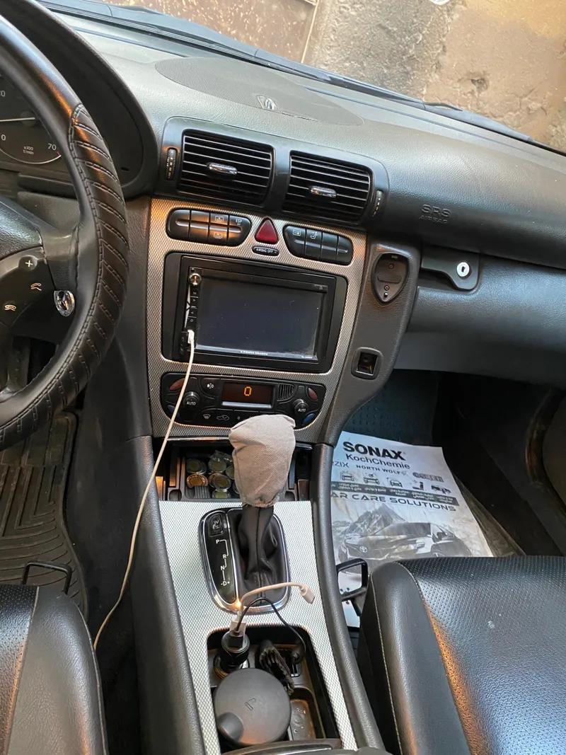 مرسيدس بنز سي-كلاس 2003