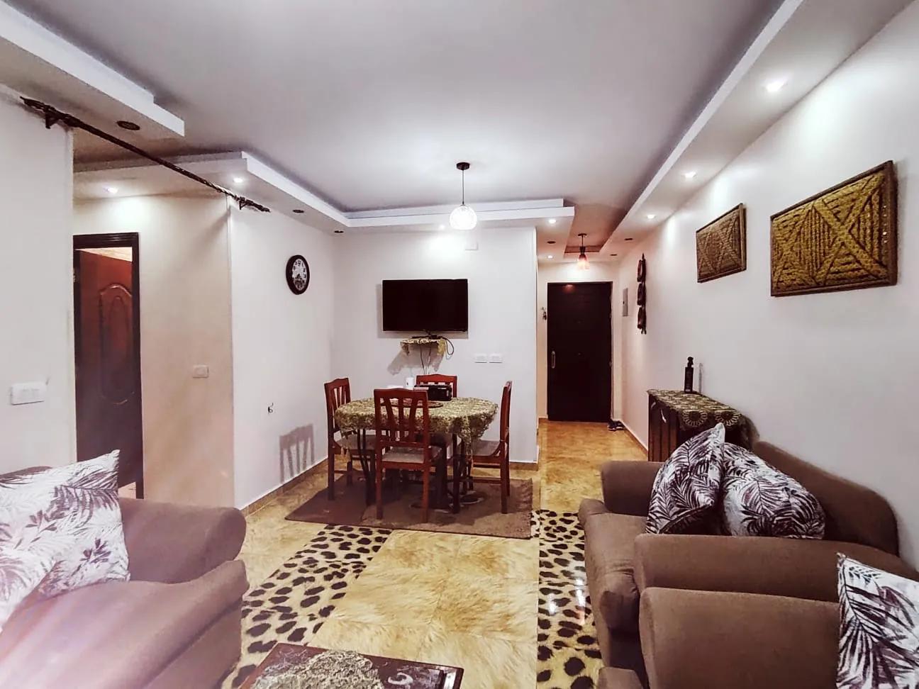 شقة مفروش للإيجار فى مدينتى B11 بالقرب من الخدمات