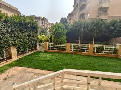 شقة مميزة للبيع بأقل سعر فى مدينتى _ تشطيبات خاصة فاخرة في مدينتي, القاهرة - 6,200,000 جنيه