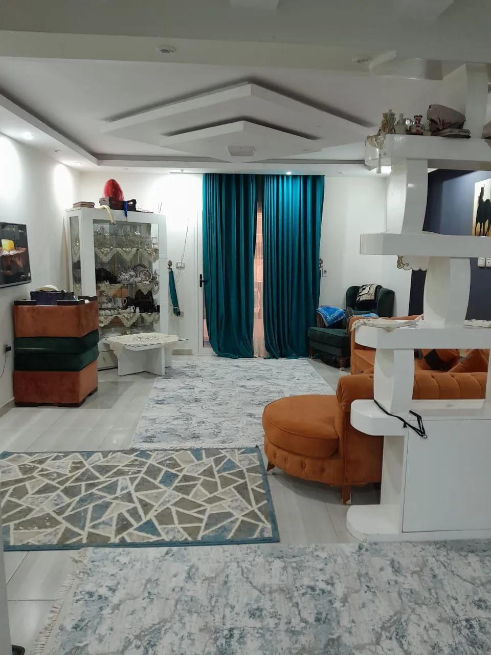 شقة لقطة للبيع موقع متميز مساحة كبيرة