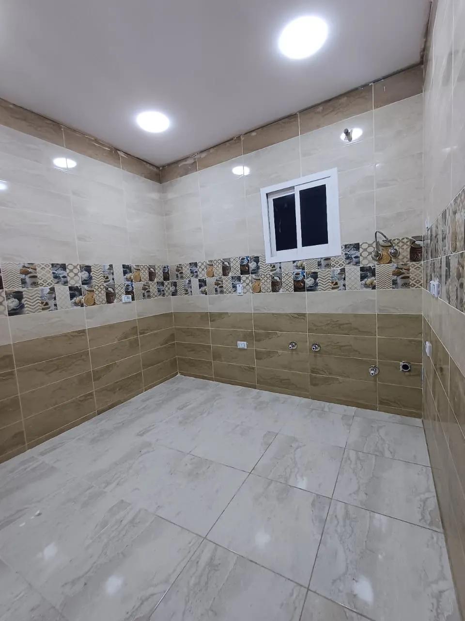 مدينه الشروق المنطقه التاسعه شقه مميزه جدا للبيع