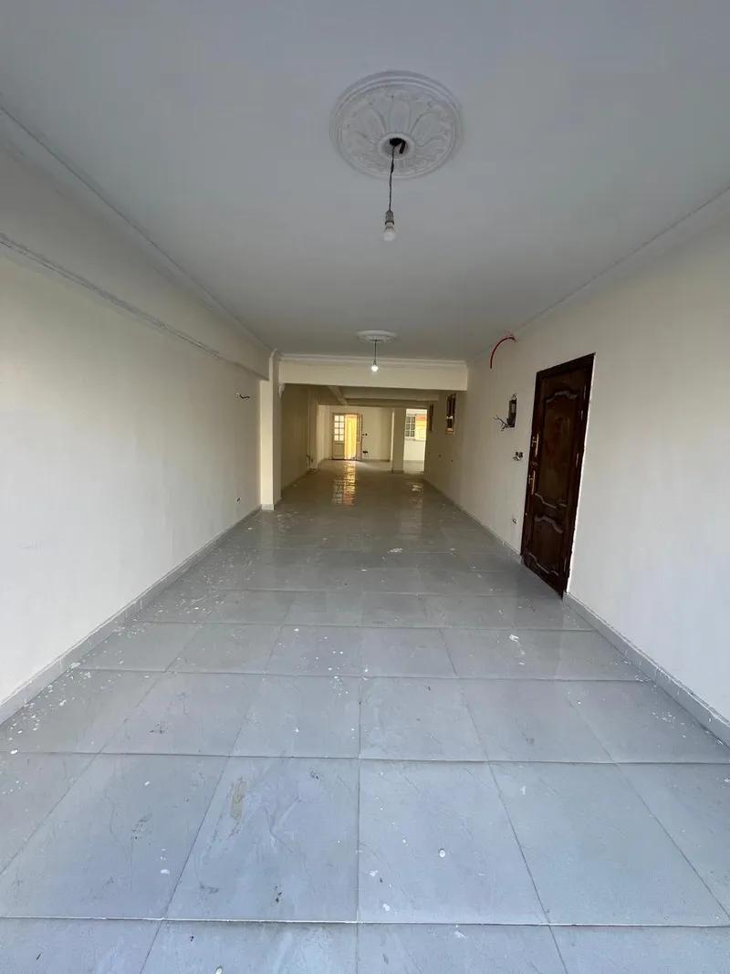 محل للبيع بالهضبه الوسطي ش كلية صيدله