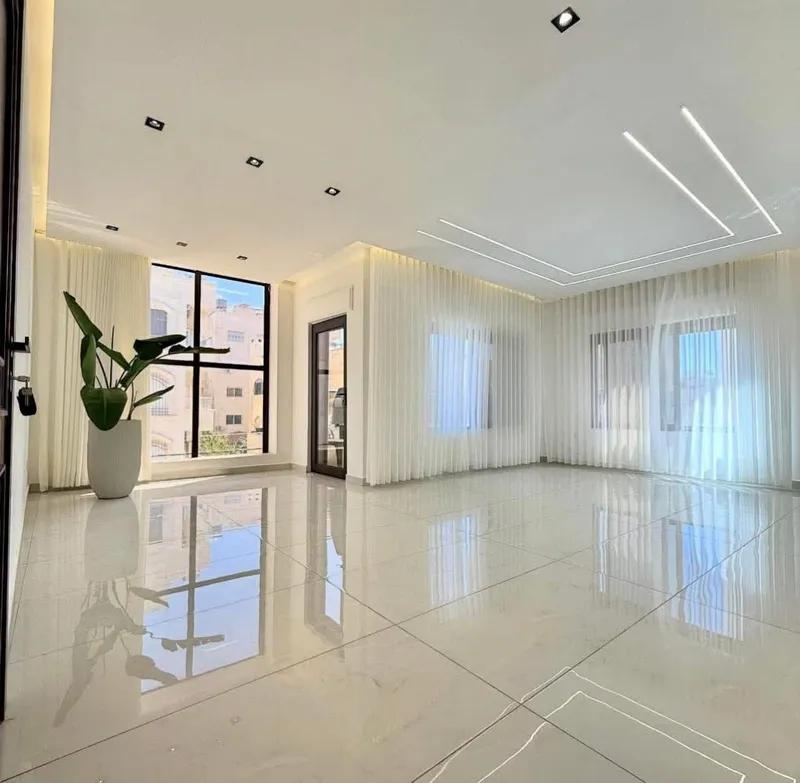 شقة للبيع في ارمونيا