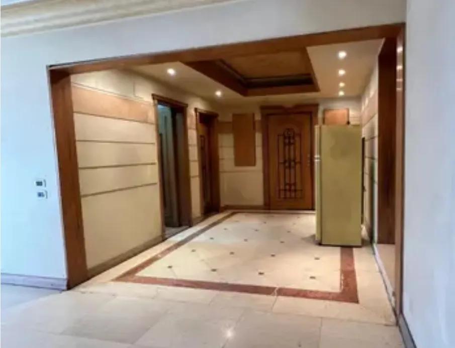 شقه فى مكان مميز