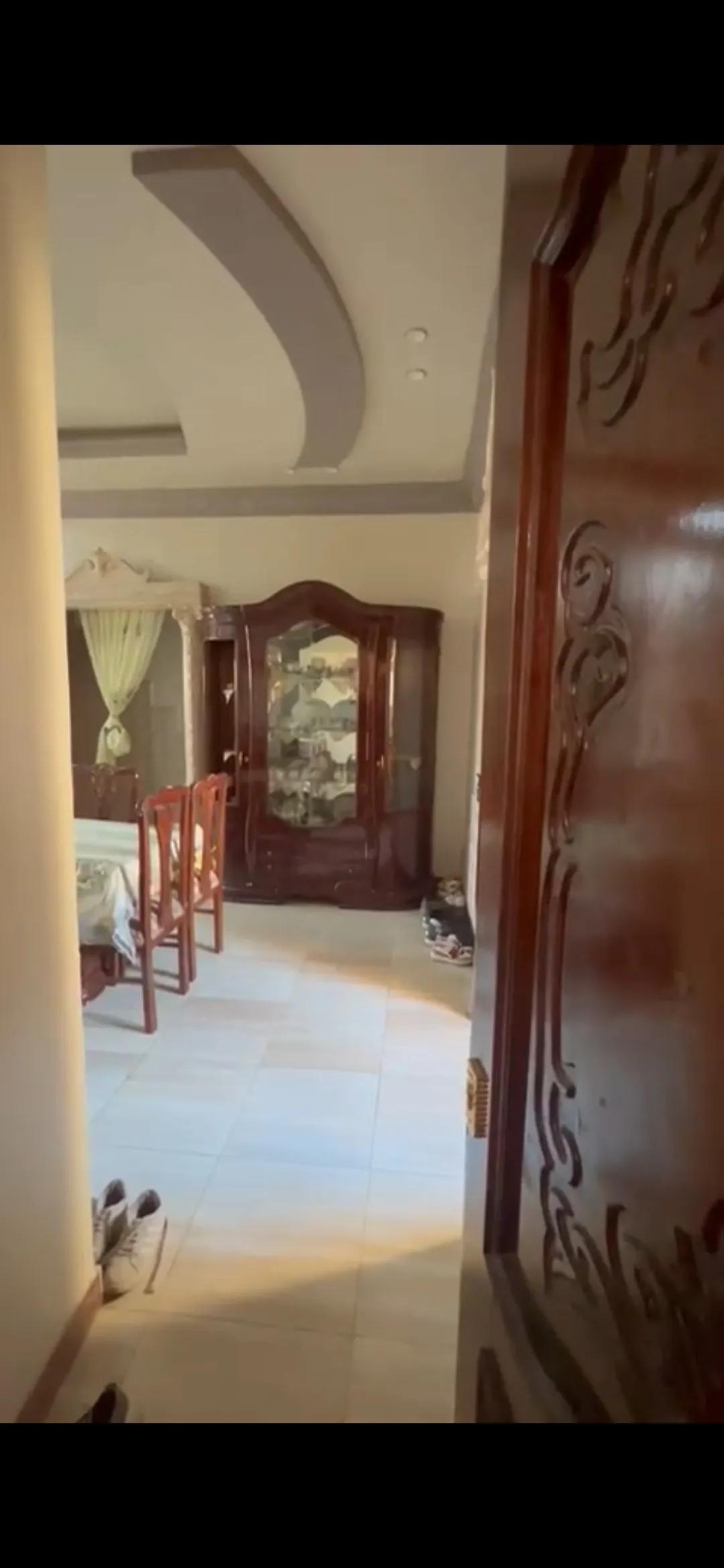 شقه للبيع طلخا العواضي بجوار مصنع الغرباوي