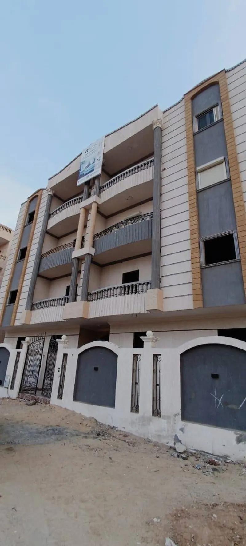 شقة للبيع في العاشر من رمضان