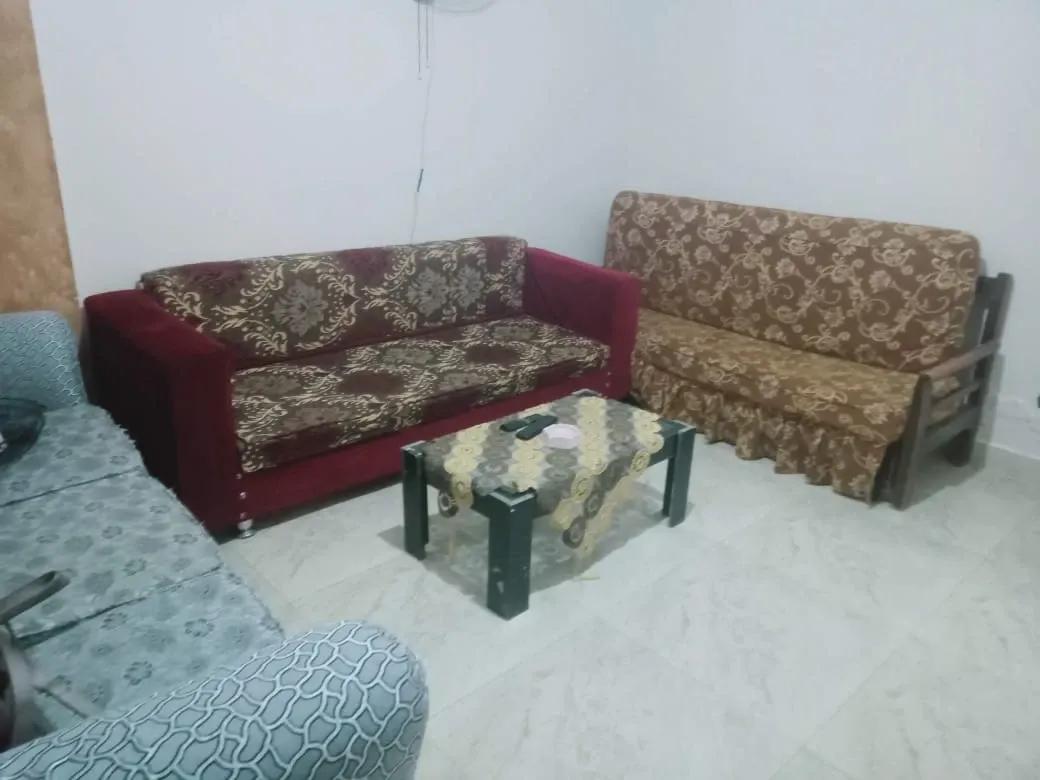 شقة للبيع بميامى قريبه من البحر مابين 57 وخالدبن الوليد