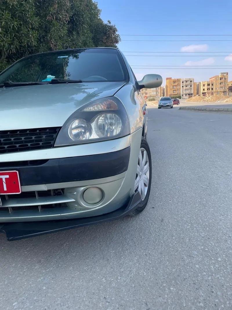 رينو كليو 2002
