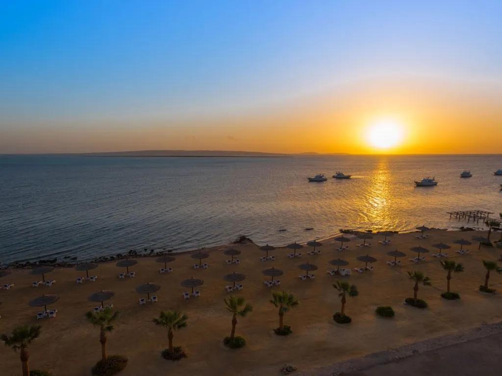 شقة غرفتين و صالة 109 متر pool view ب Edge View