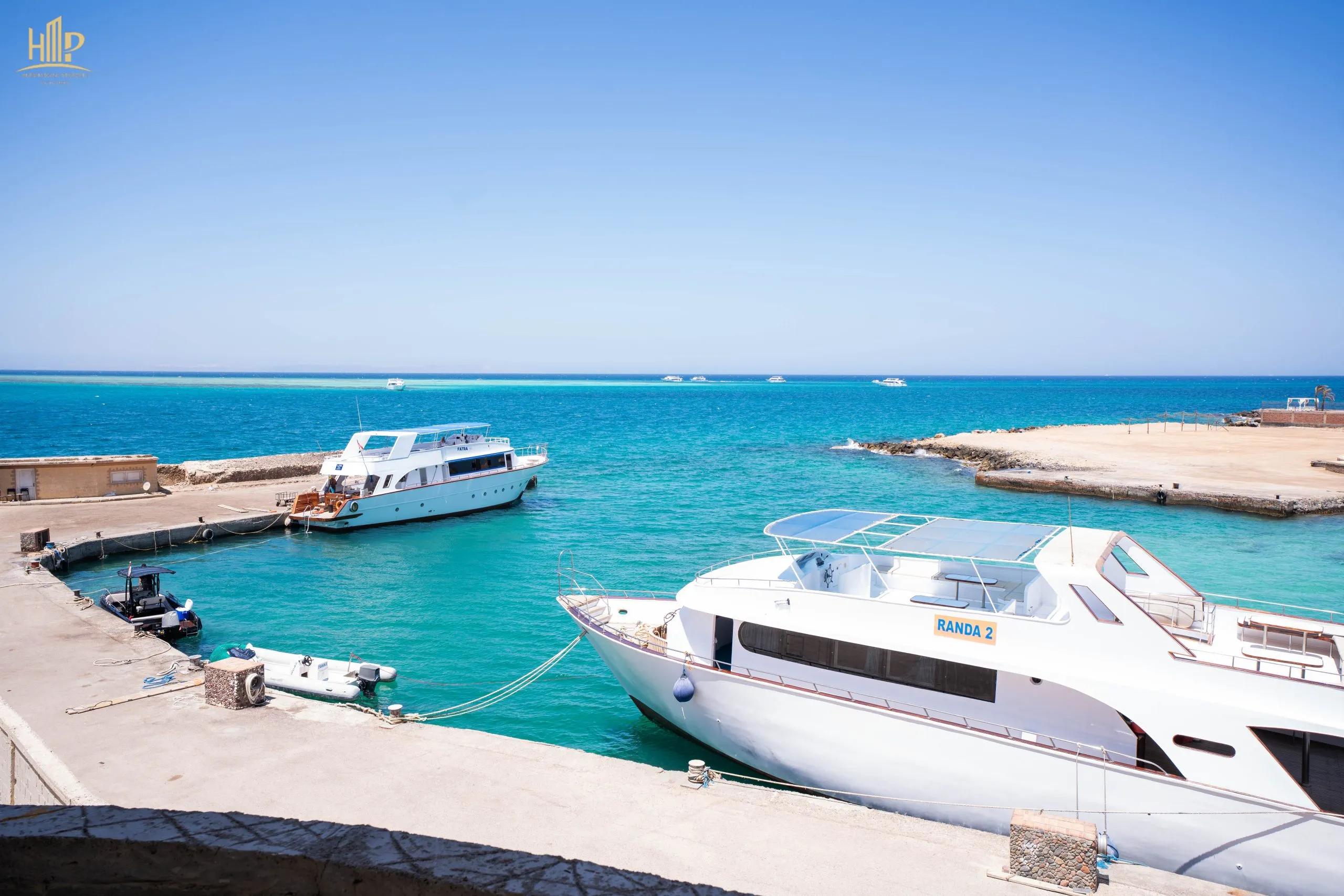 استوديو 42 متر view sea بStoria Del Mare بالغردقة .