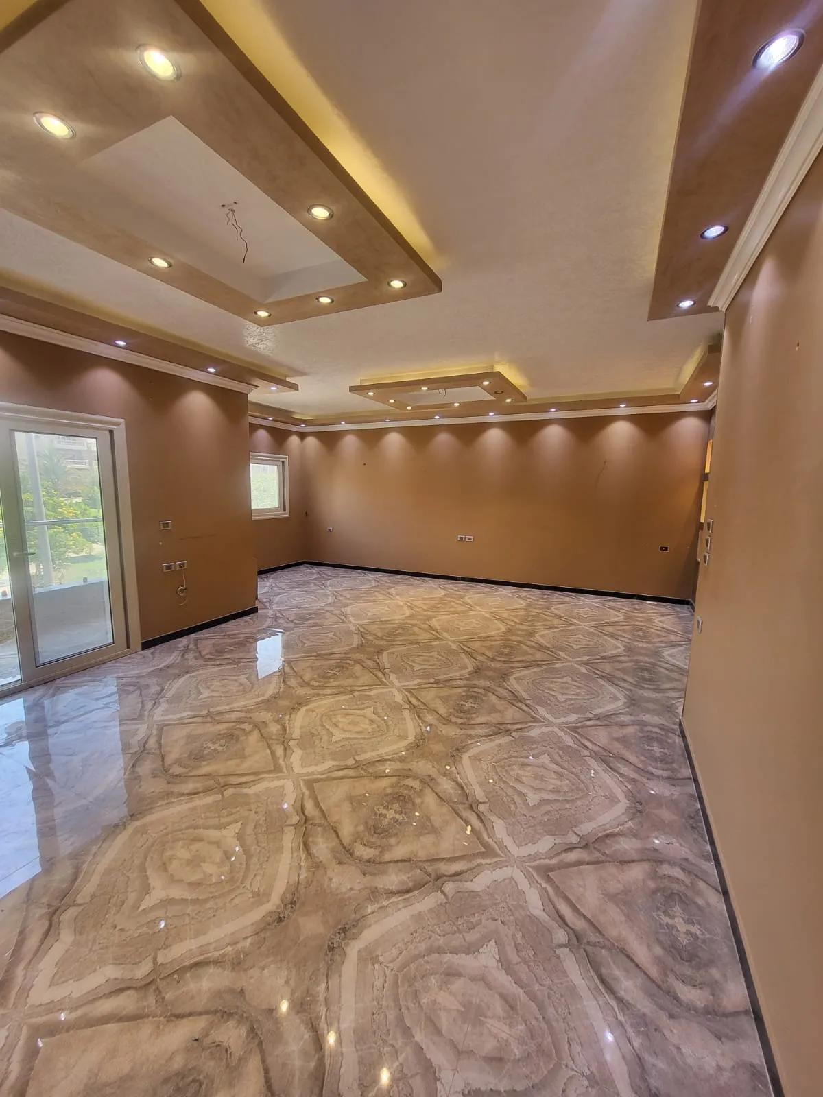 شقه للبيع تشطيب فاخر في التجمع الخامس الحي الاول ڤيو جاردن 🏠🏠🌲