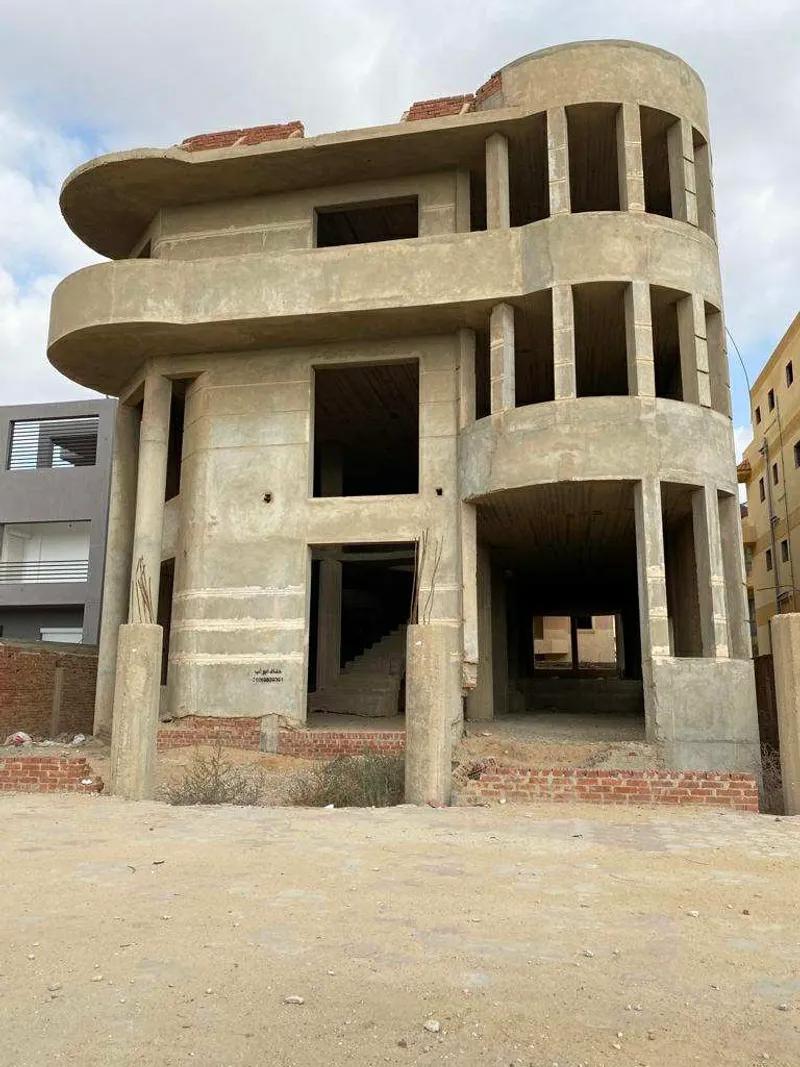 فیلا للبيع في مدينة الشروق