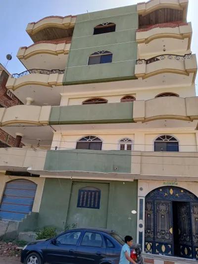 منزل للبيع في قطور