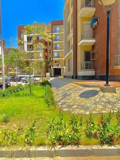 شقة للبيع في جنة أكتوبر