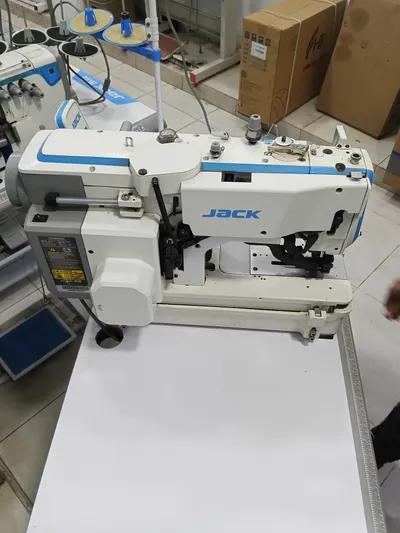 متاح مكن خياطه في الوراق, الجيزة - 108 EGP