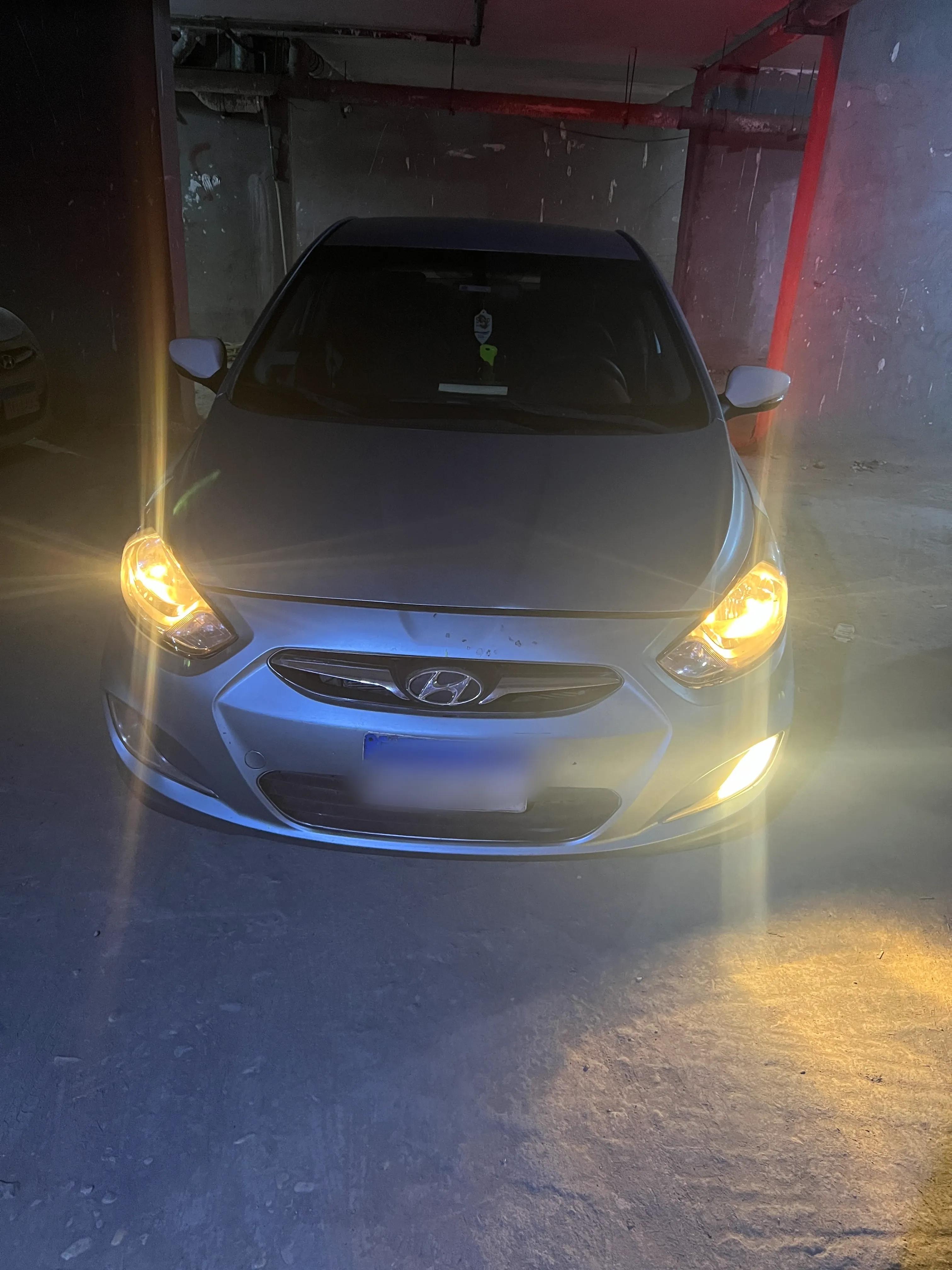 Hyundai Accent RB 2012