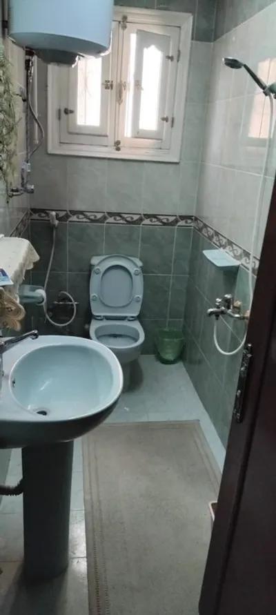 شقة للبيع في شارع سنتر رباح