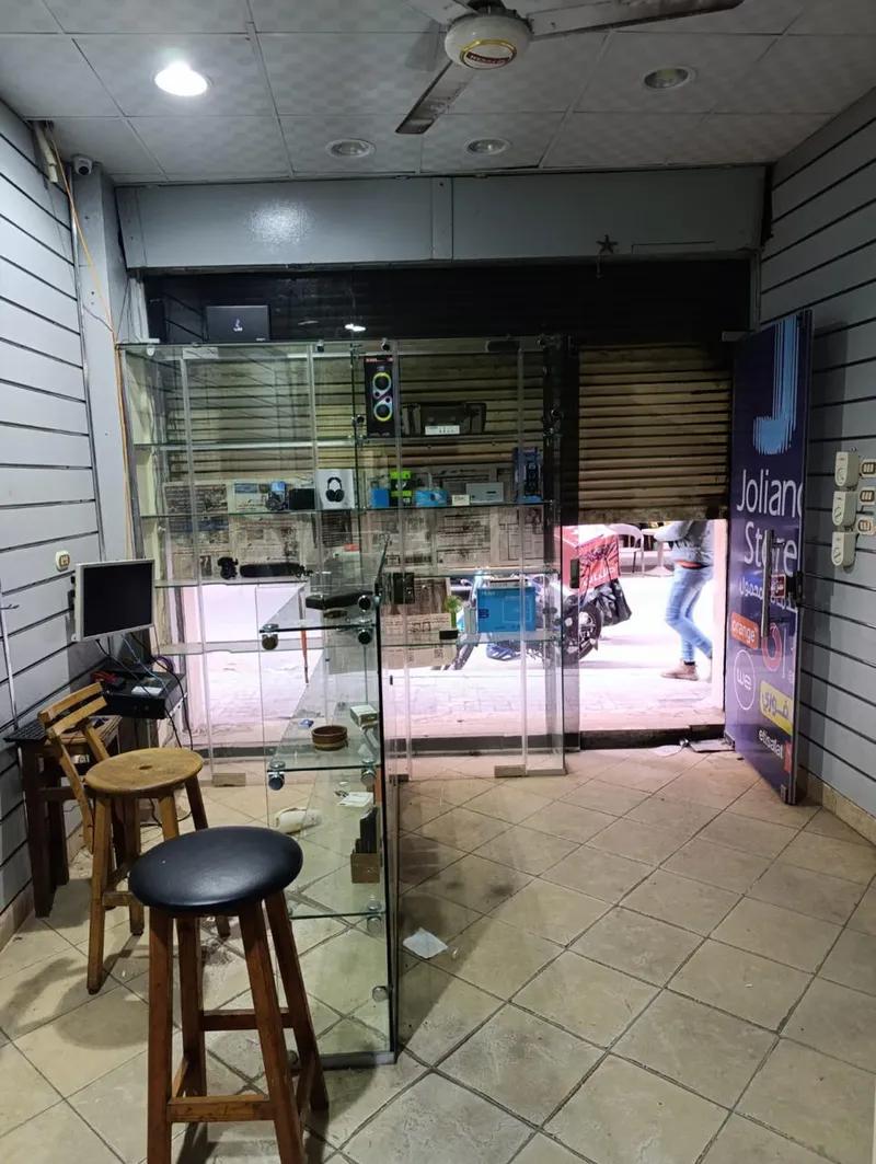 محل لقطه للبيع في قلب فيكتوريا شارع ابن المنقذ