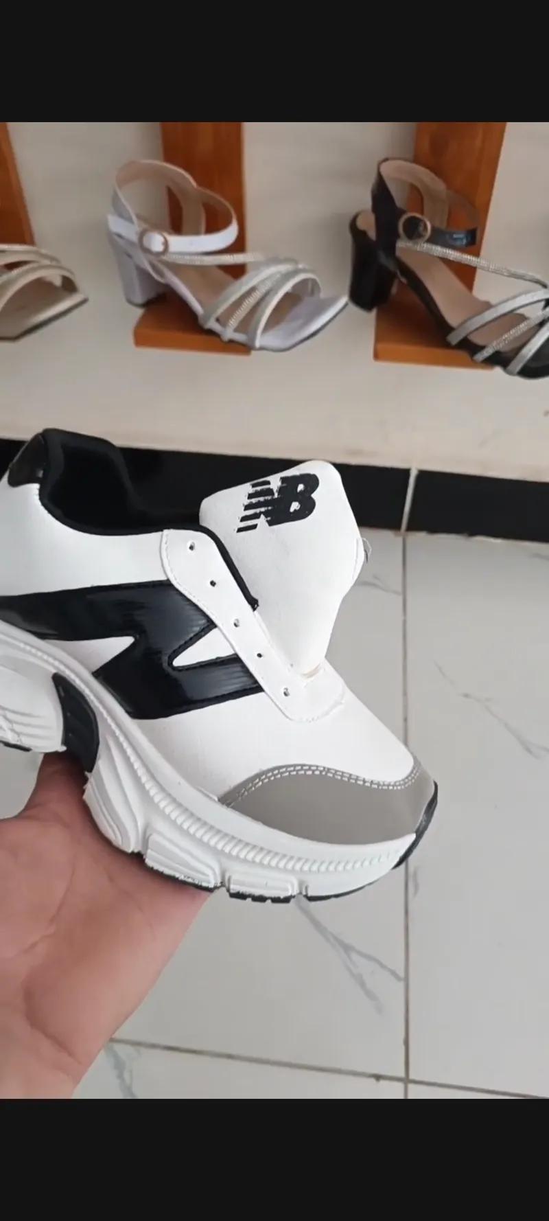 حذاء New Balance في البساتين, القاهرة - 370 EGP