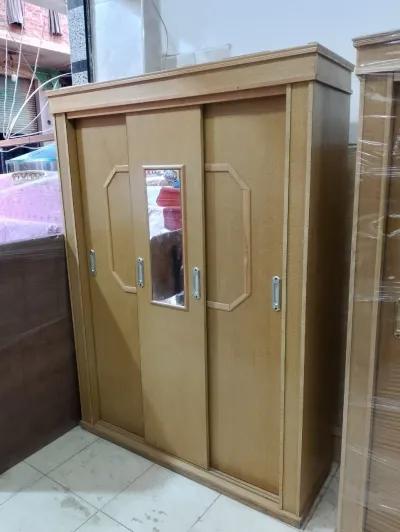 دولاب جديد 3 ضلفه جرار مقاس 160 خشب كونتر حاجه نضيفه جدا في شبرا, القاهرة - 5,500 EGP