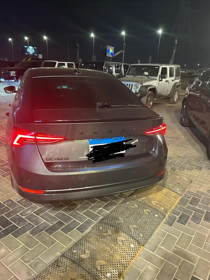 سكودا اوكتافيا 2021