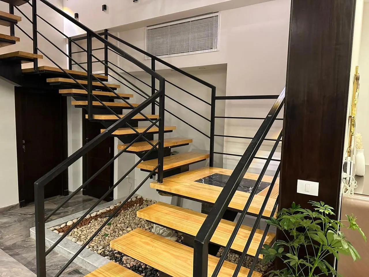 متاح للايجار فيلا بأفخم كمبوند بالم هيلز