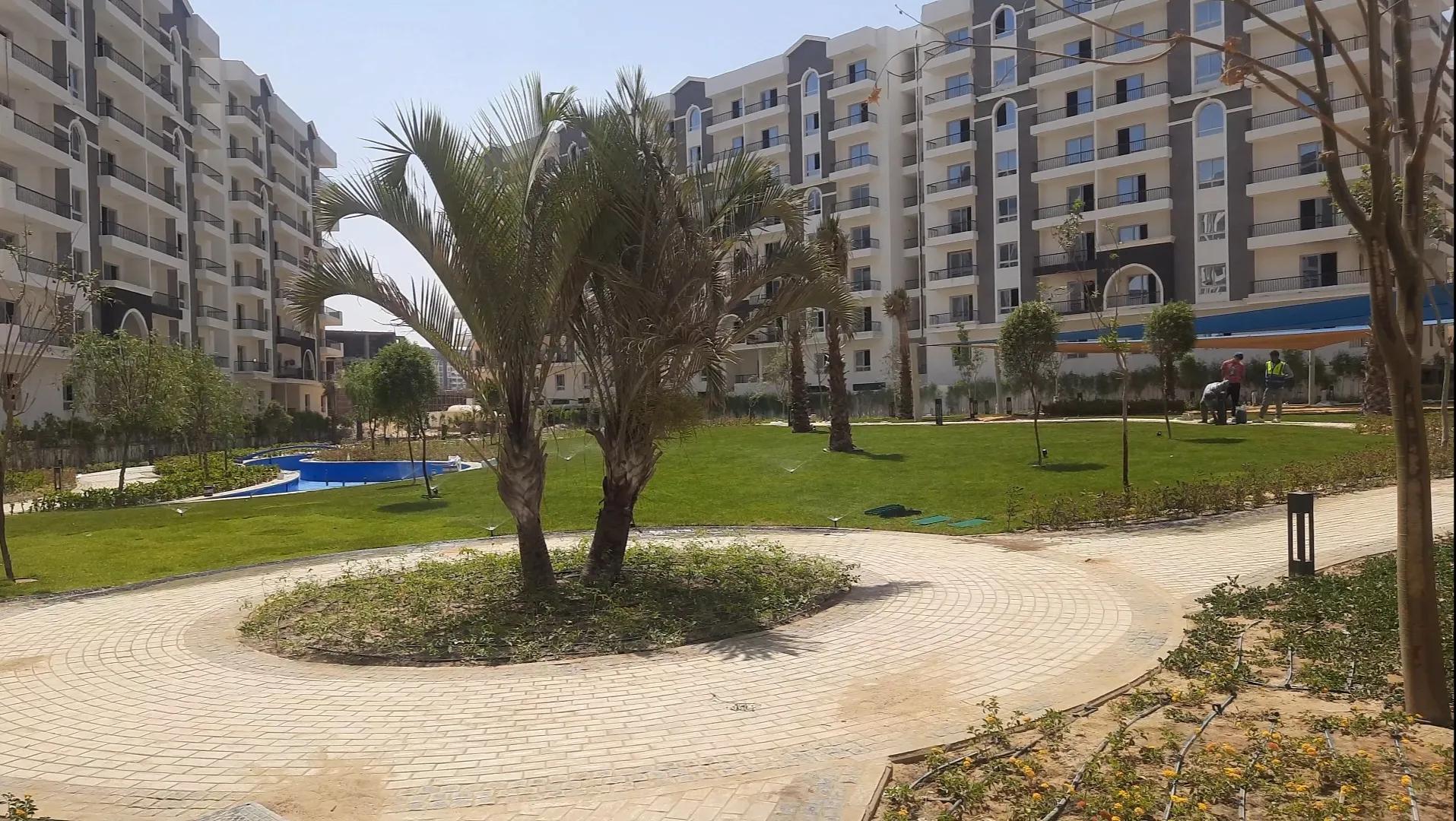 شقه للبيع بالعاصمة الإدارية R7