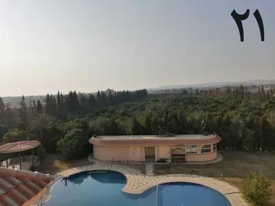 مزرعة بجمعية احمد عرابي مساحه 10 فدان 40 الف متر بها ٣ قصور في مدينة العبور, القاهرة - 180,000,000 جنيه