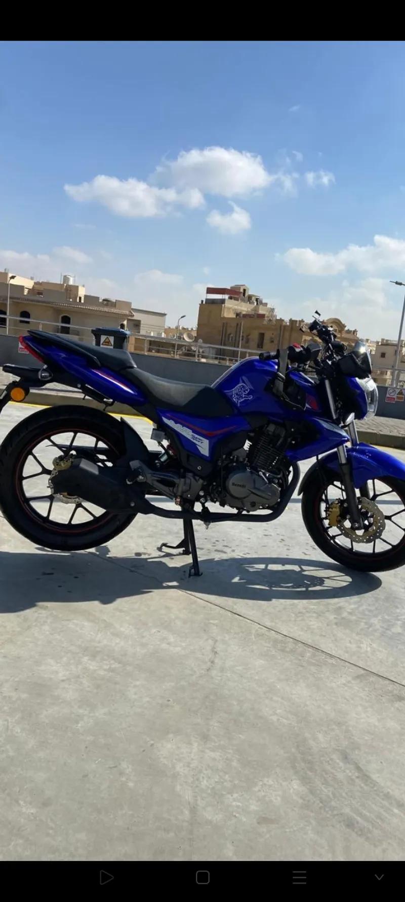 مركبات دراجات نارية 2024