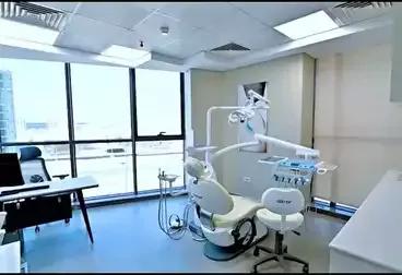 للبيع عياده كاملة التشطيب فى العاصمه الاداريه امام البرج الايكونى