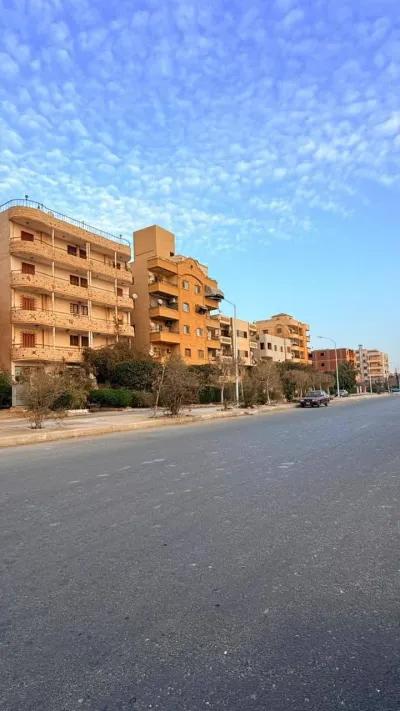 شقة للبيع في مدينة 15 مايو