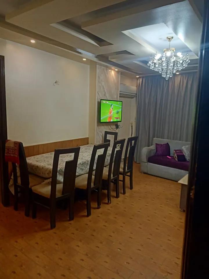 شقة مفروش للايجار في شيراتون المطار