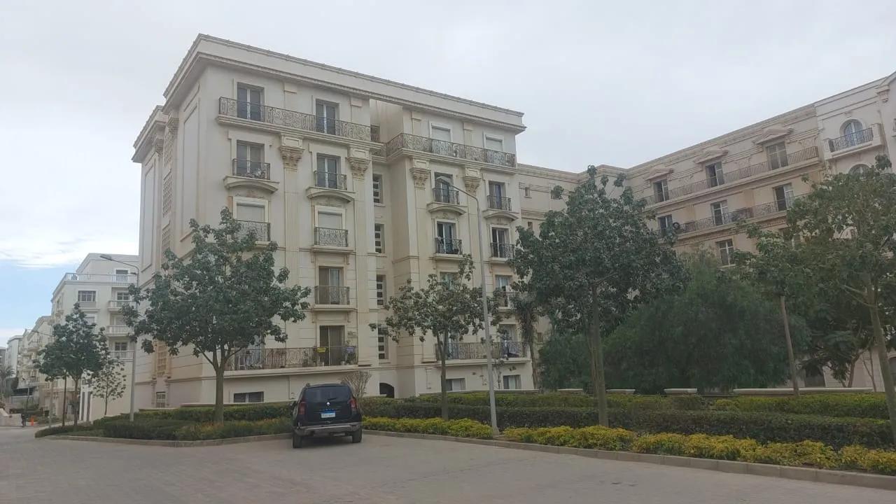 اقل سعر استوديو للبيع في كمبوند هايد بارك متشطب