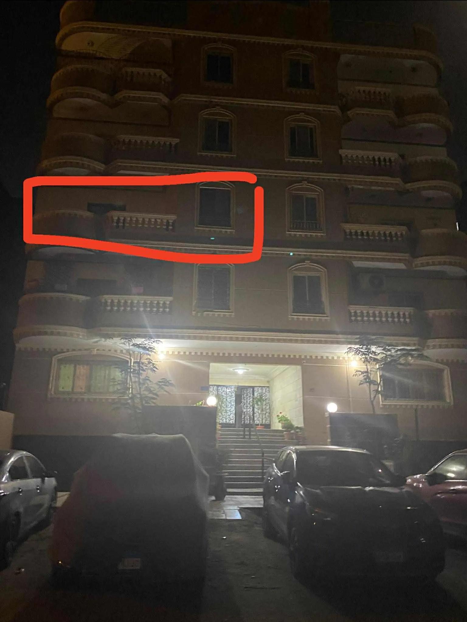 شقة كبيرة للبيع في 6 اكتوبر