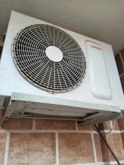 تكييف تورنادو بارد فقط 3 حصان استعمال خفيف موديل 2020 لللبيع في صفط اللبن, الجيزة - 23,000 EGP