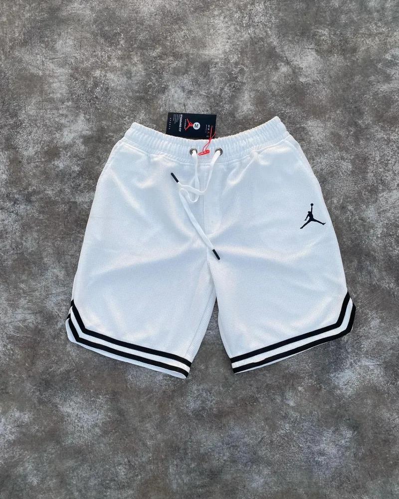 شورت الجوردن في مدينة 15 مايو, القاهرة - 240 EGP