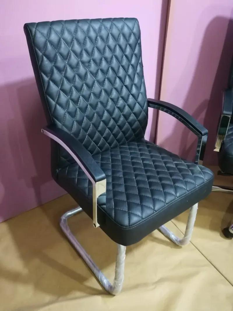 كرسى إنتظار استقبال يدات إستانلس جلد مربعات