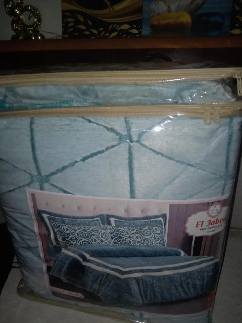 لحاف سرير ٨ قطع + طقم فوط في المندرة, الإسكندرية - 2,800 EGP