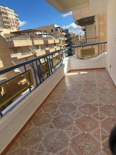 شقة للبيع في النخيل