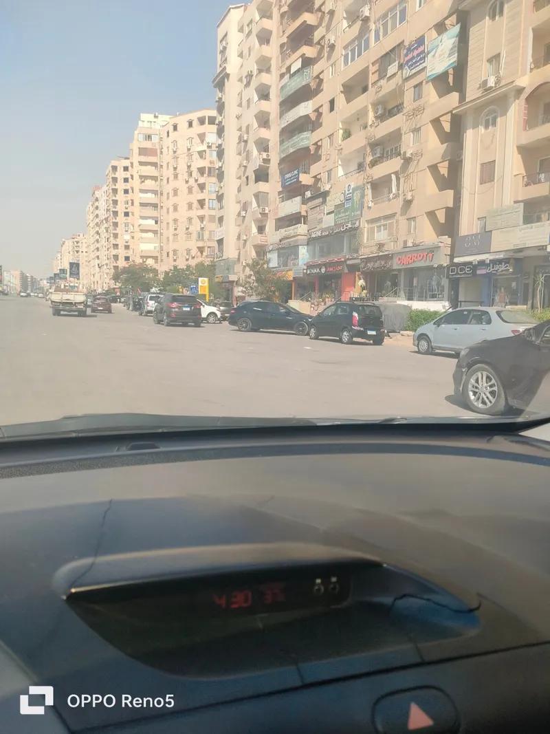 محل على ش الخمسين الرئيسى زهراء المعادي 60مترمطلوب 4مليون