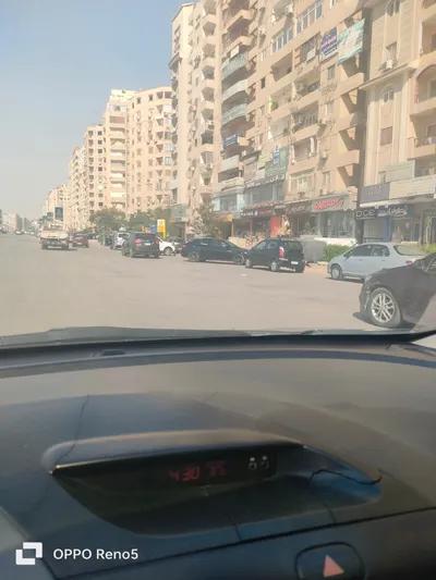 محل على ش الخمسين الرئيسى زهراء المعادي 60مترمطلوب 4مليون في زهراء المعادى, القاهرة - 4 جنيه