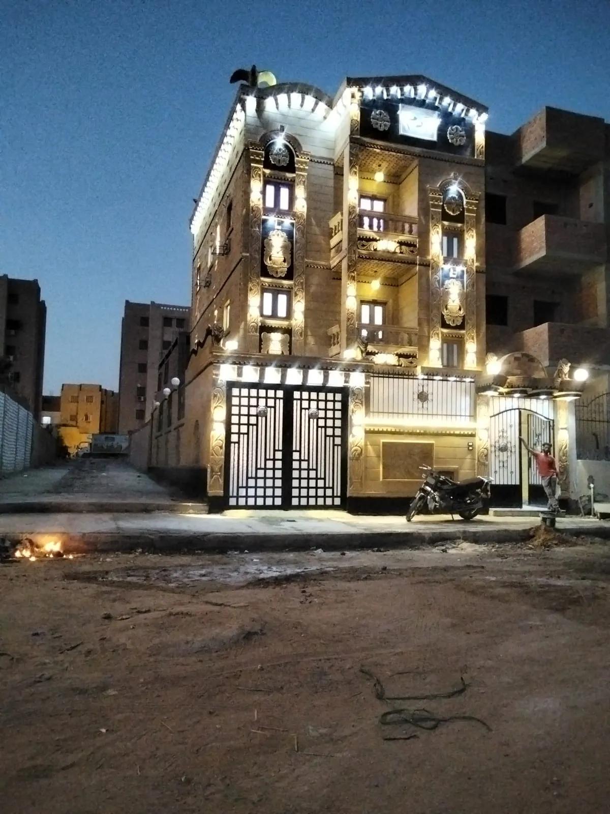 فيلا 150متر بأسيوط الجديده قريب جدا من جميع الخدمات ومدرية ا