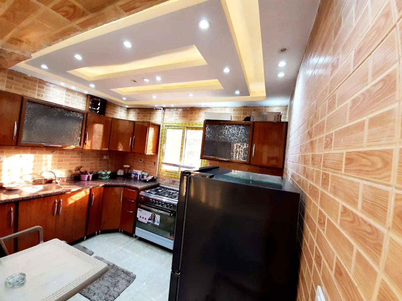 شقة للتميز للايجار اليومي والشهري بالمهندسين موقع متميز جدا