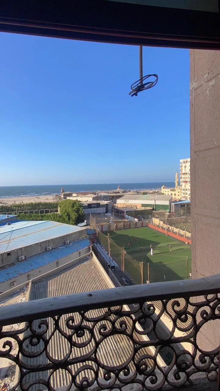 شقة صف اول علي البحر باشلاء السواحل بورسعيد