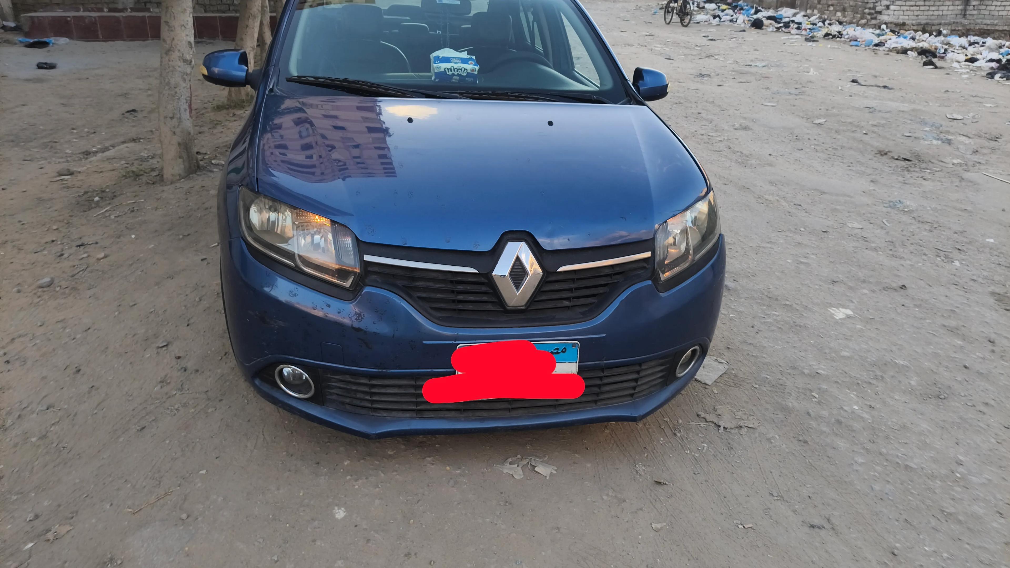 رينو لوجان 2015