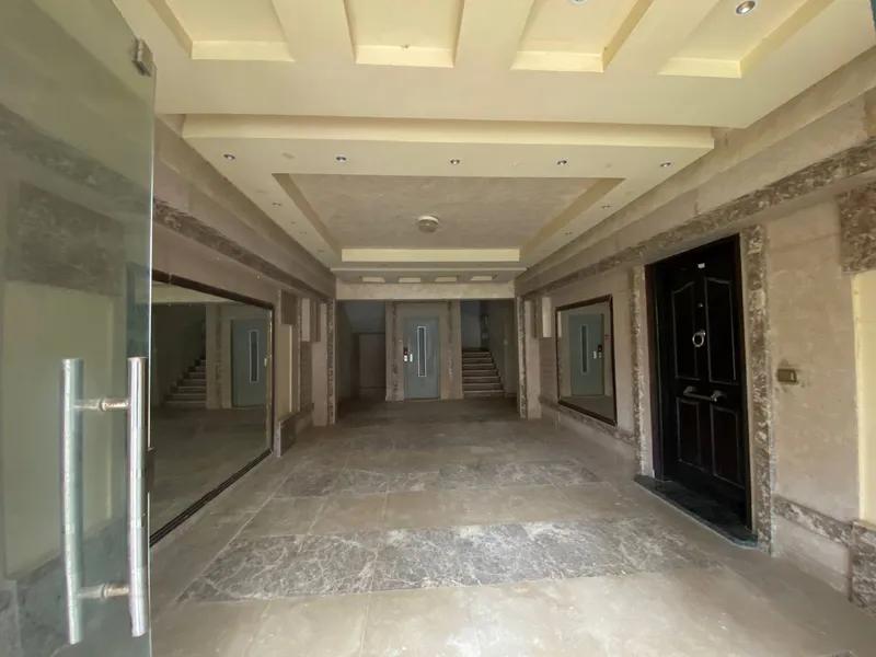 شقة للبيع في كريك بارك