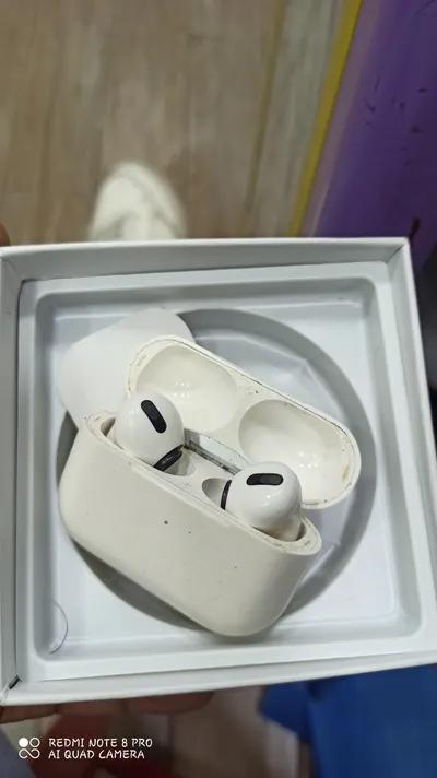 ايربودز مستعمله في المنيل, القاهرة - 1 EGP