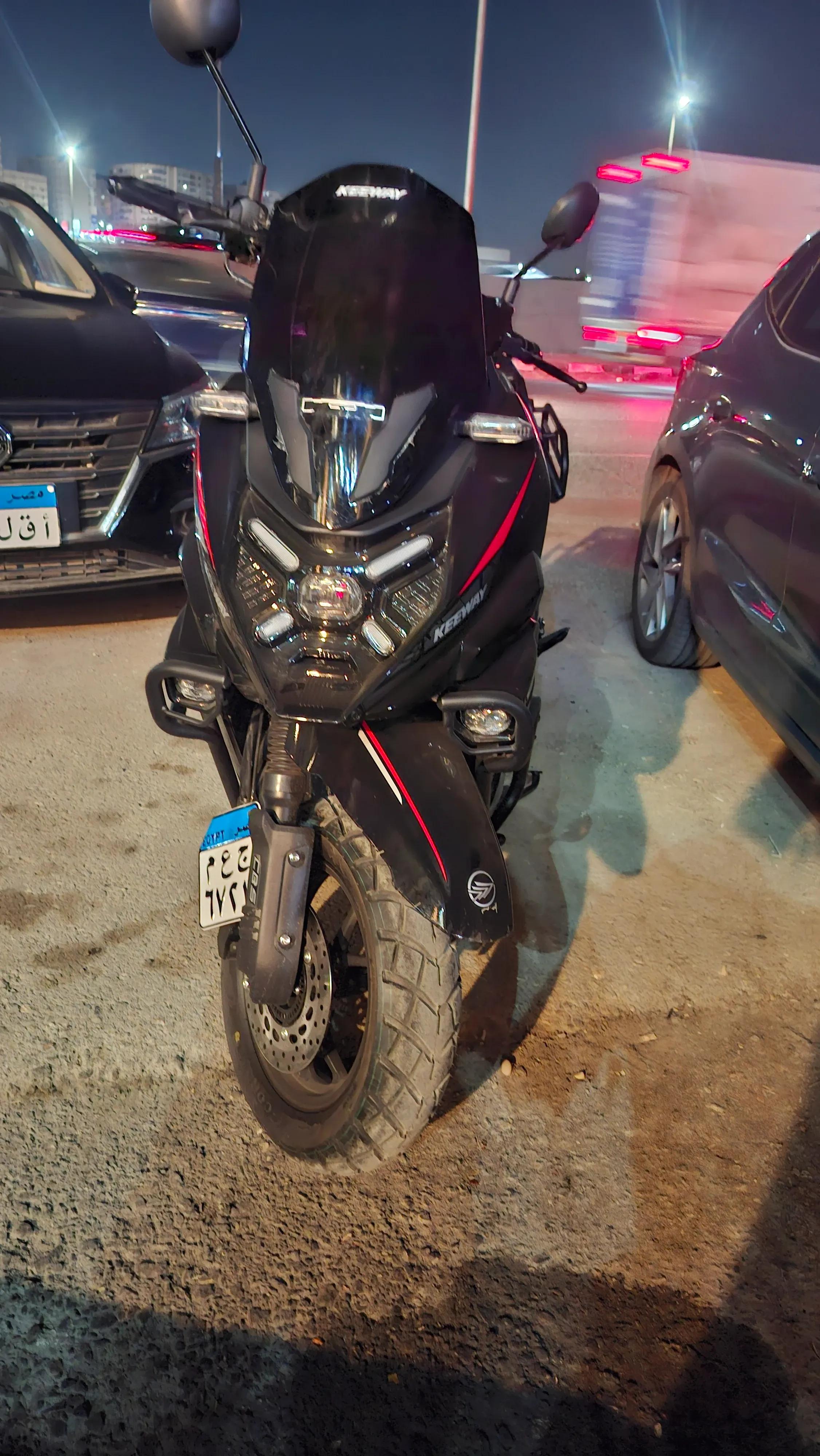 اسكوتر keenly x roud 200 ss