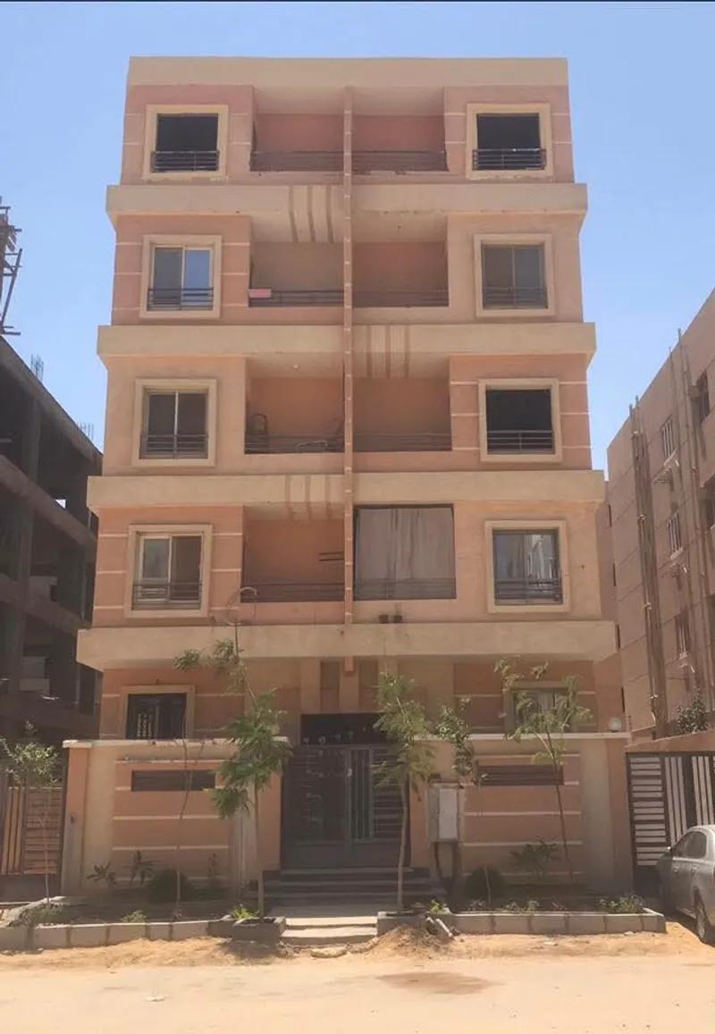 شقة للبيع في الحي 300