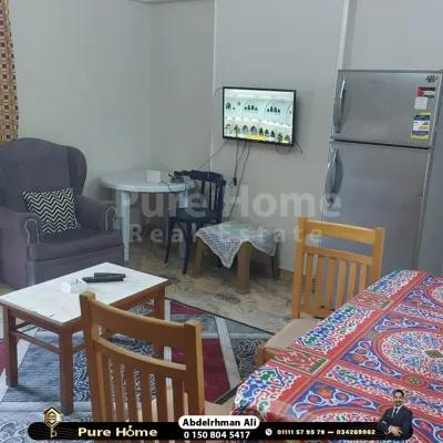 شقة للايجار المفروش - كليوباترا - شارع الدير